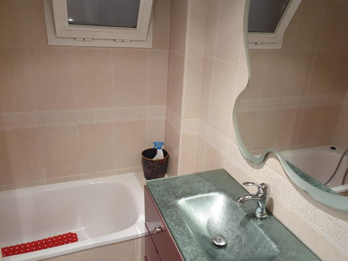 Newly Renovated Two Bedrooms Apartment In Villa Marina Benidorm Exterior foto